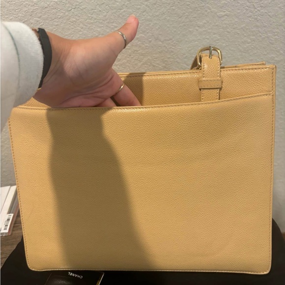 Chanel CC Caviar Beige Leather Tote Bag - Picture 8 of 10